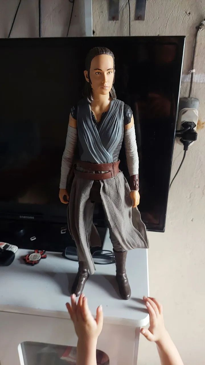 Boneco Rey Star Wars - Edição Especial