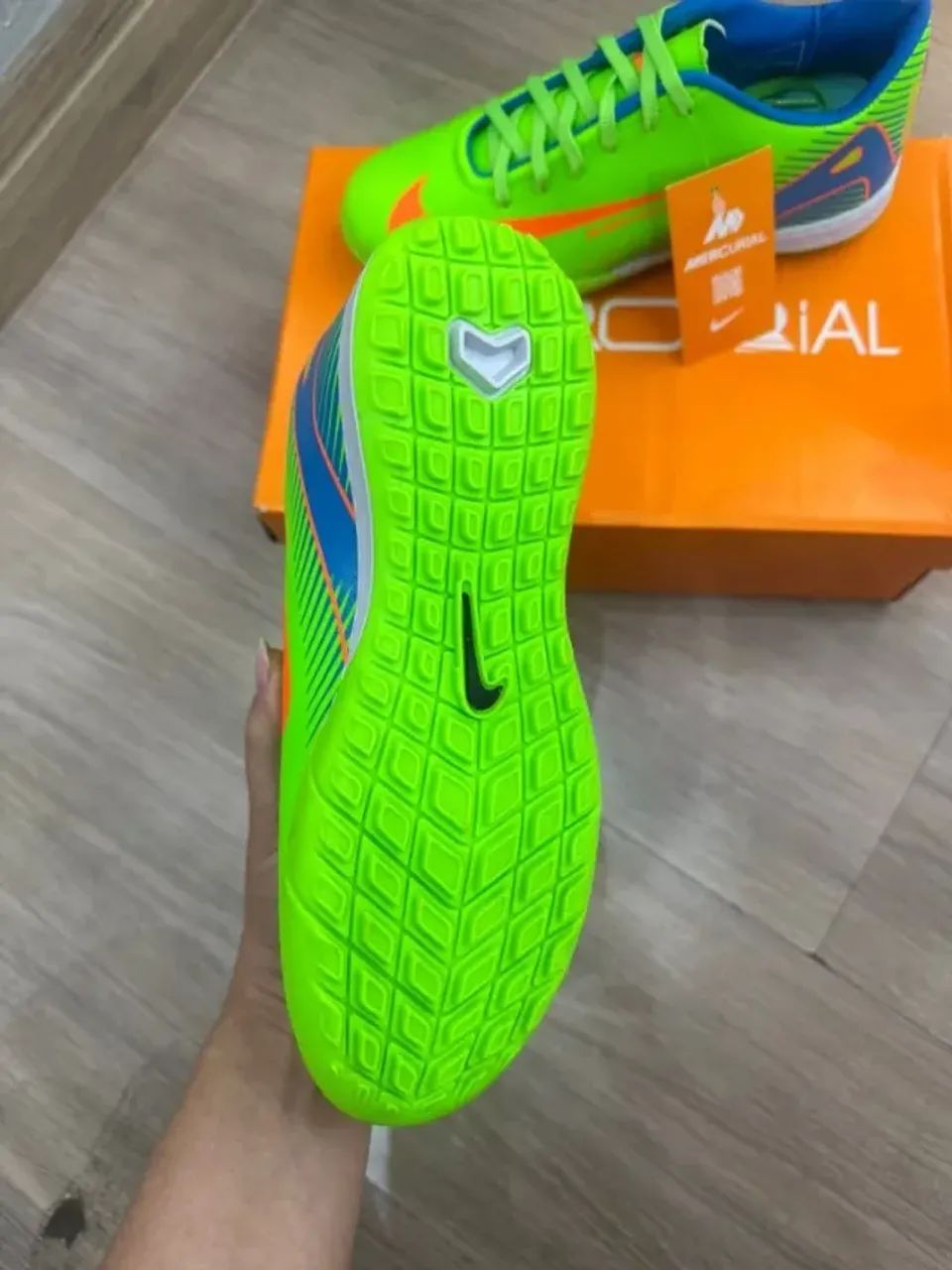 Chuteira Nike Air Zoom Society - Foto 2