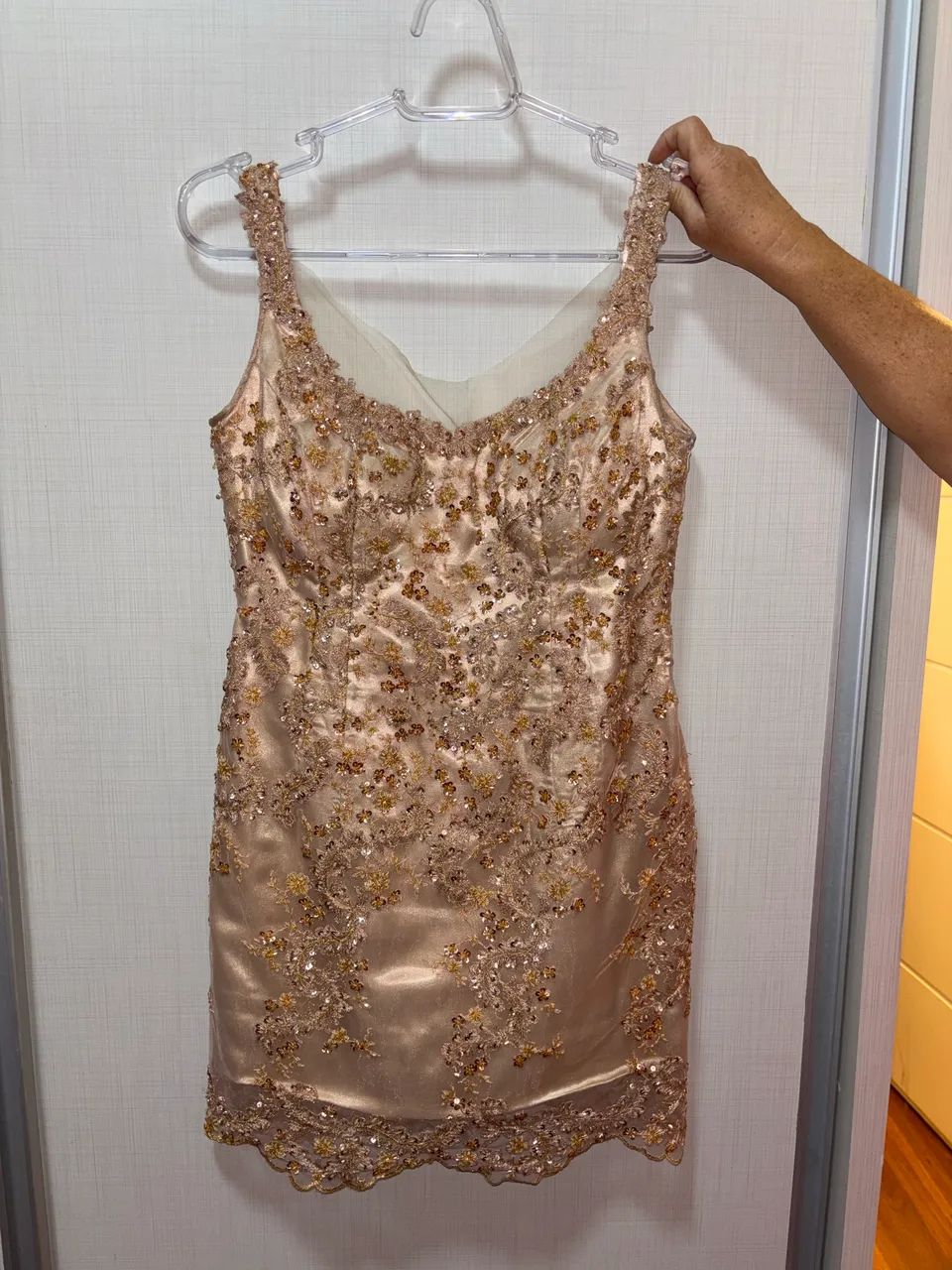 VESTIDO DE FESTA NUDE RENDA