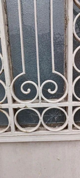 R$3500,00 //// RELIQUIA PORTA ANTIGA DE FERRO 2 FOLHAS COM BATENTE  - Foto 4