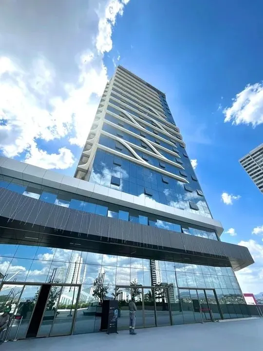 Alugo salas Épic Tower 30 e 47 m² andares altos e salas competas