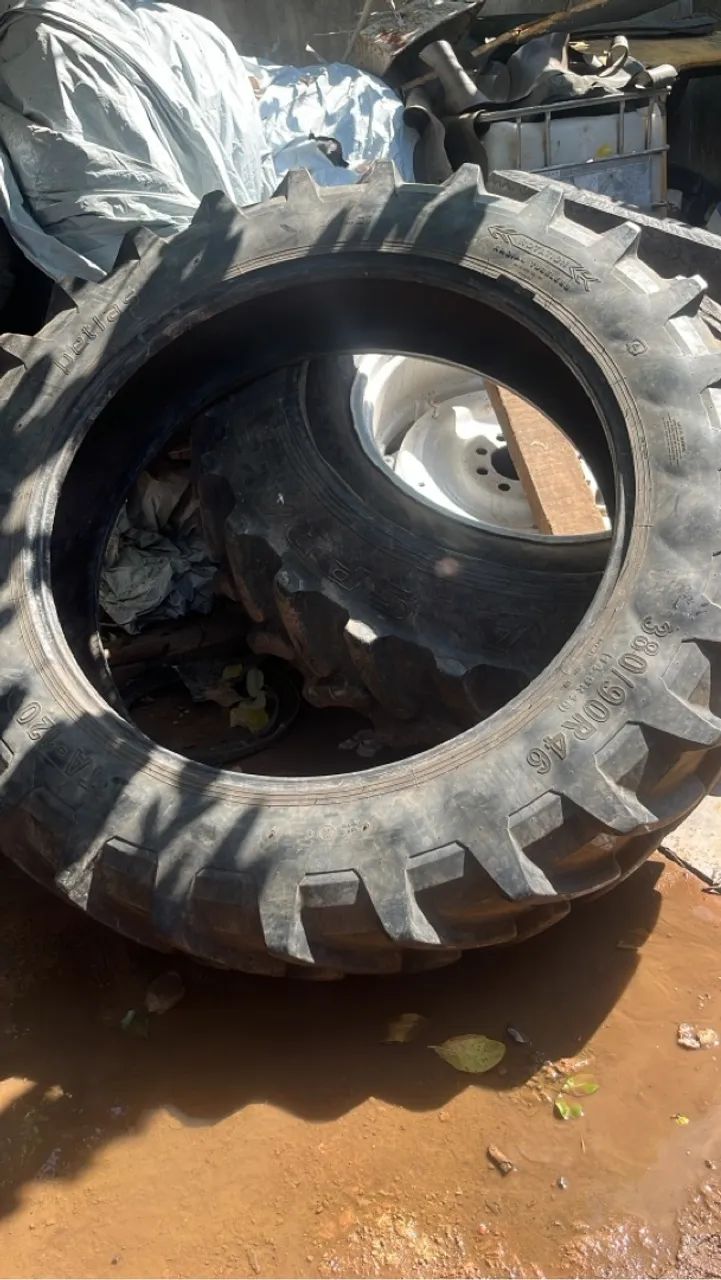 Venda de capas ,pneus meia vida,câmara de ar, rodas agrícolas consultar medidas .