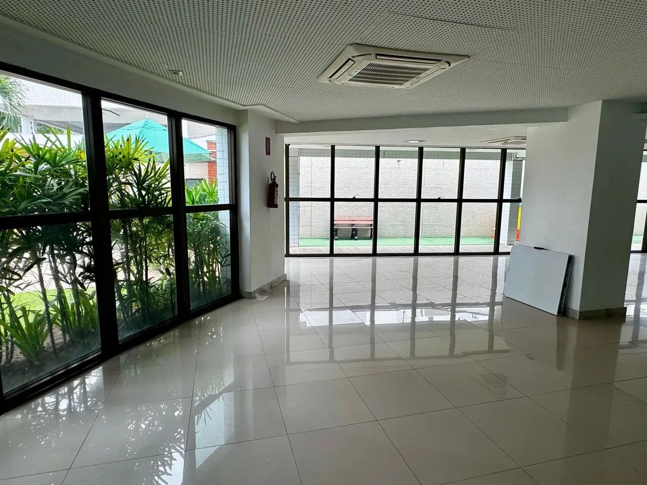 Apartamento para aluguel com 140 metros quadrados com 4 quartos em Boa Viagem - Recife - P