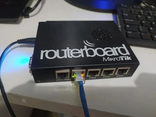 Mikrotik RB 450Gx4 - Foto 2