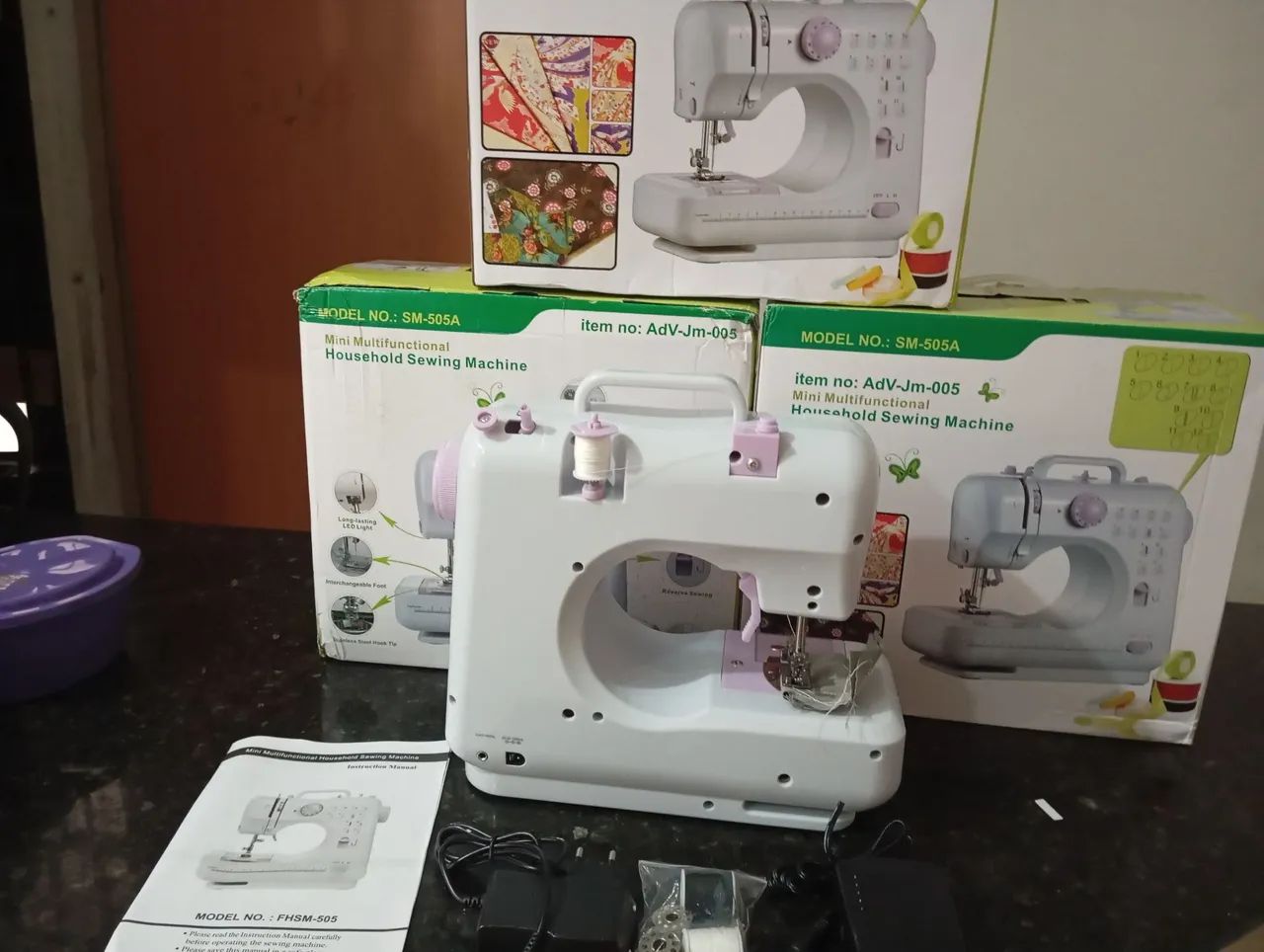 Máquina de Costurar Elétrica Mini Multifuncional - Foto 5