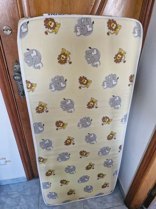 Cama Casinha Infantil com colchão  - Foto 3