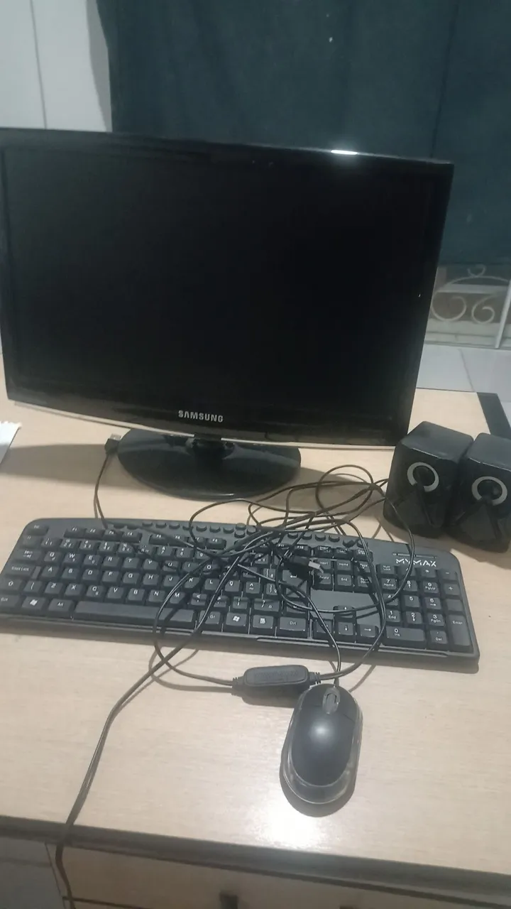 Monitor 16 Samsung