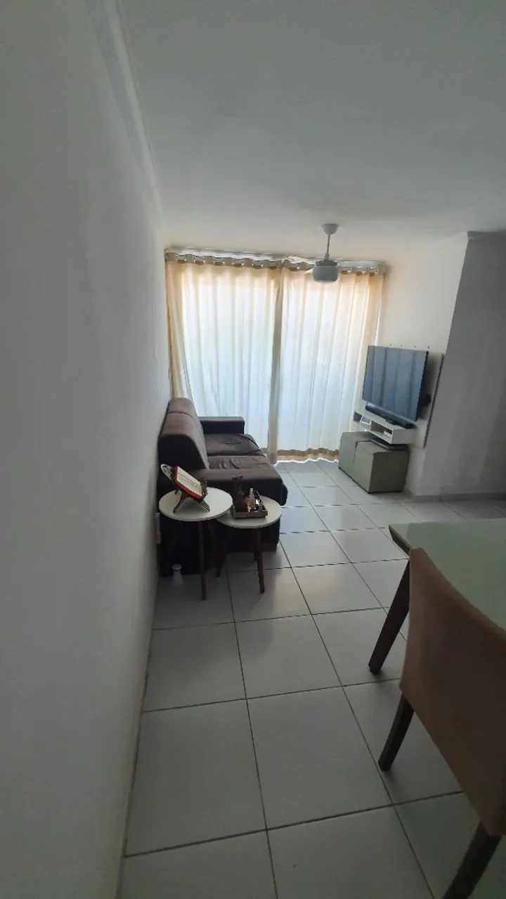 Apartamento - 3 Quartos (70m²)
