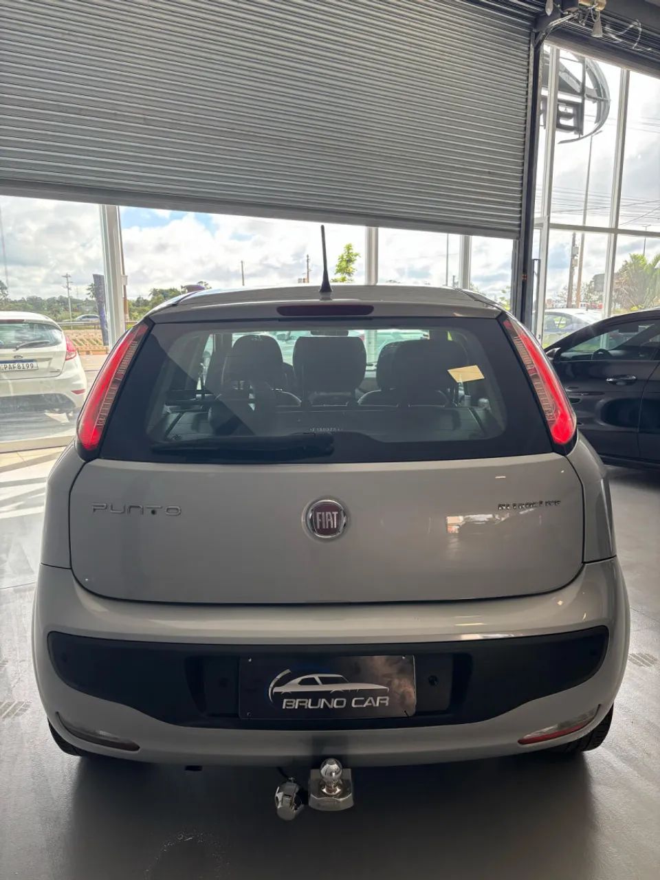 Fiat Punto ATTRACTIVE 1.4 Fire Flex 8V 5p 2015 Flex - Foto 4