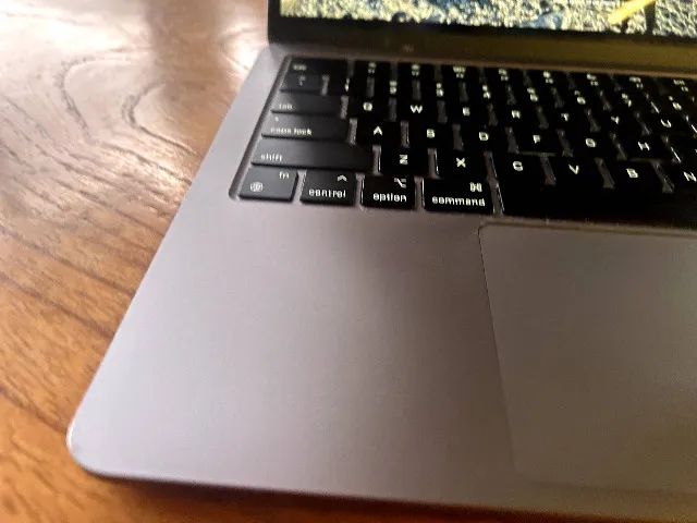 Macbook Air M2, 2022, 8GB ram, 512GB - Notebooks - Uruguai