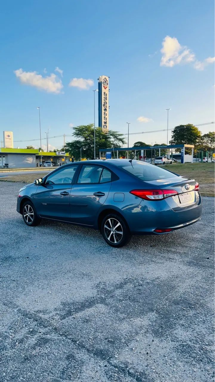 Toyota Yaris XS Sedan 2022  Automático Emplacado 2025 - Foto 4