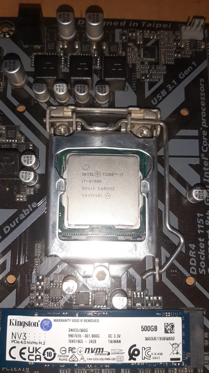 core i7 9700k core i7 9700k