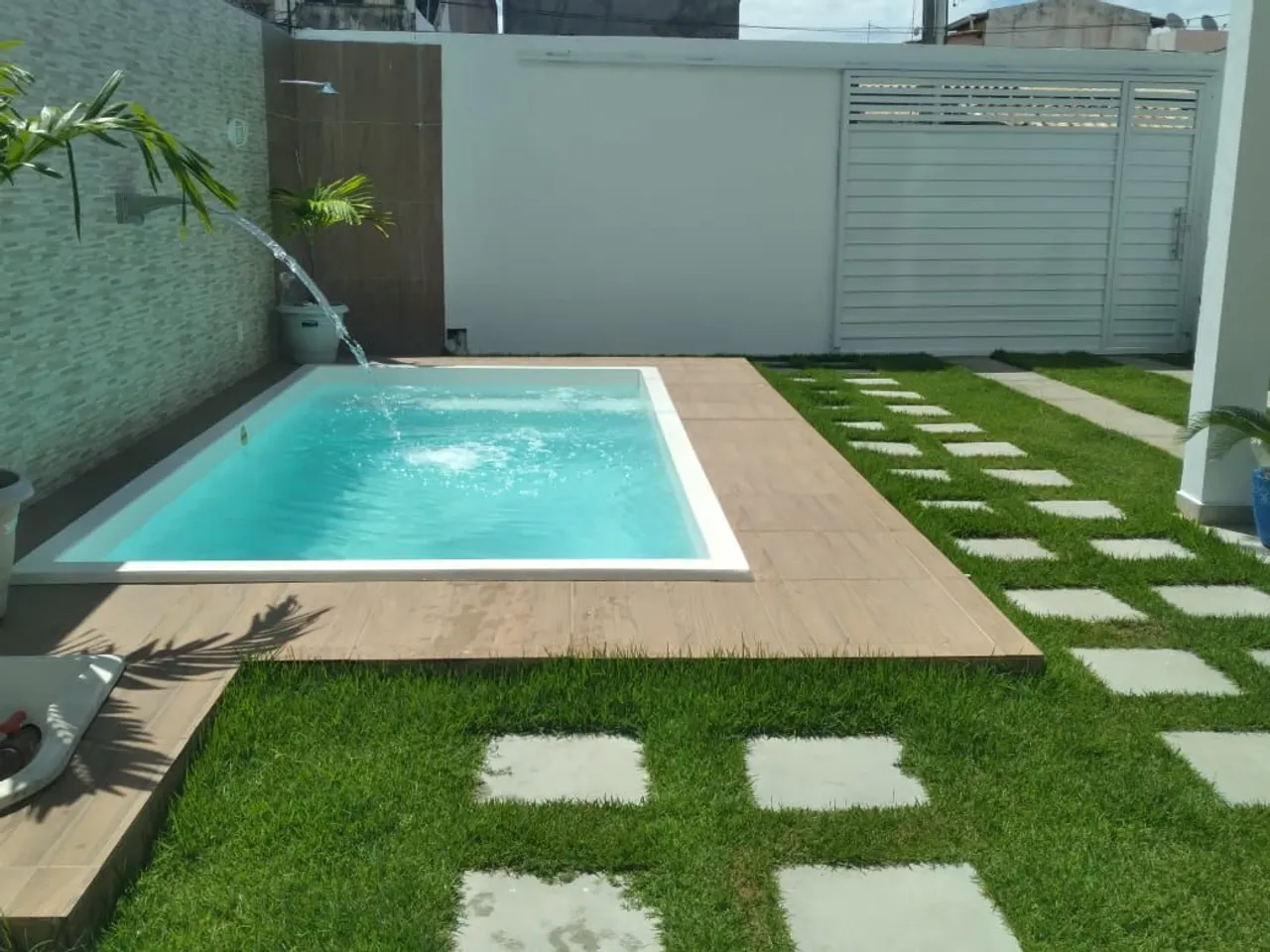 Casa com piscina para temporada em Arembepe