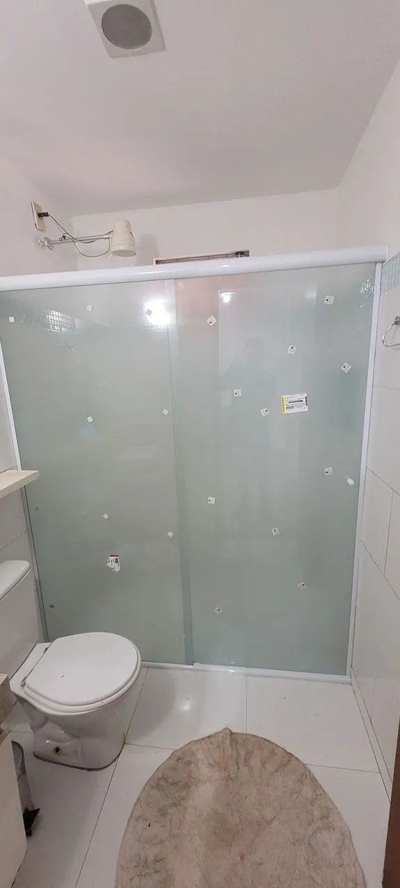 Box banheiro jateado 1.50m, novo , instalado 