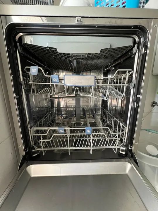 Lava-louças Electrolux - 14 Serviços - Inox