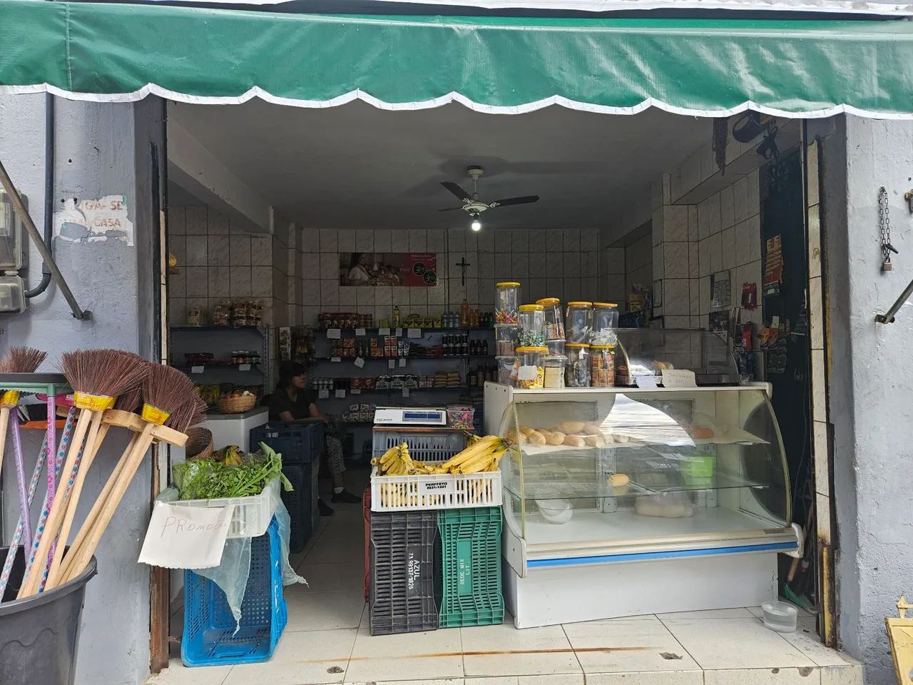 ALUGO PONTO EM EXCELENTE LOCALIZAÇÃO