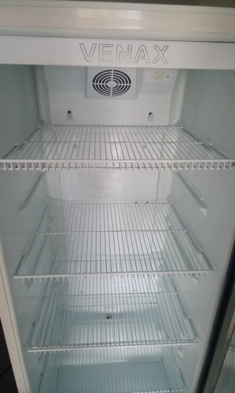 Geladeira expositora Venax 300 litros usada apenas 4 meses - Foto 5