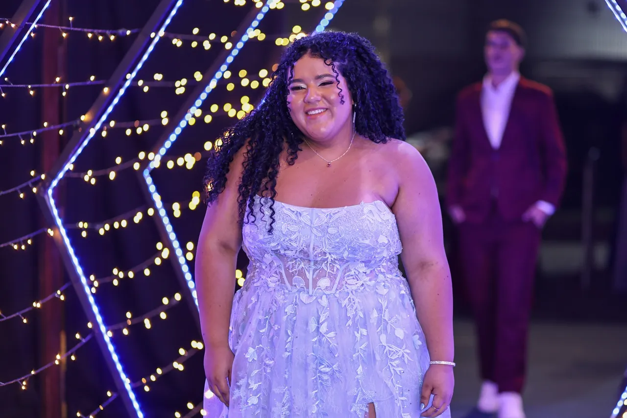 Vestido de Festa Azul Claro
