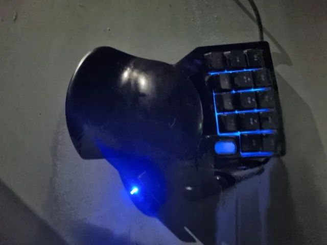 Teclado Razer Nostromo para jogos para PC Funcionando  - Foto 2