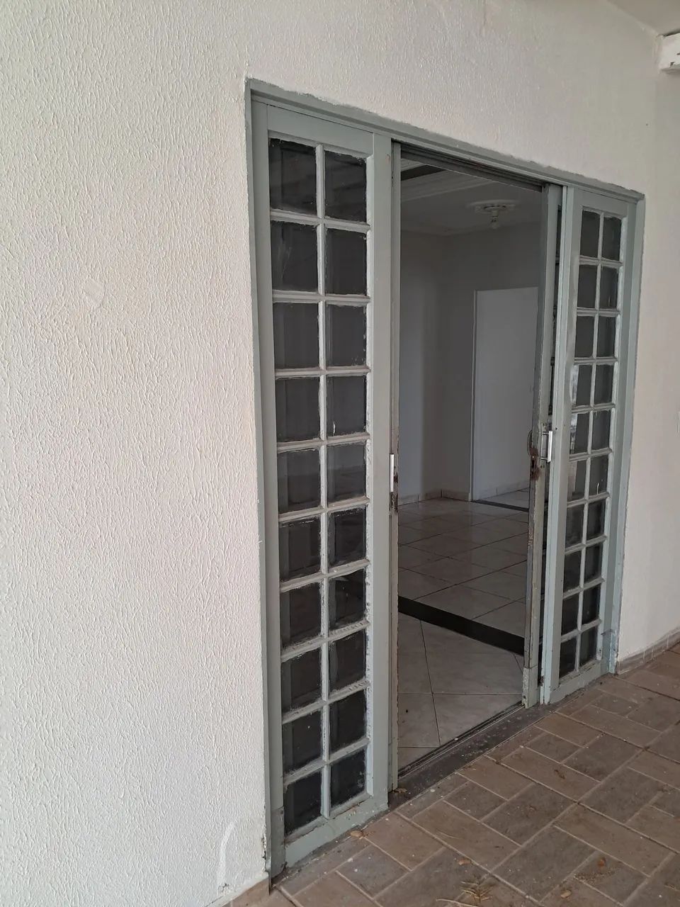Vendo casa jd. Barcelona 
