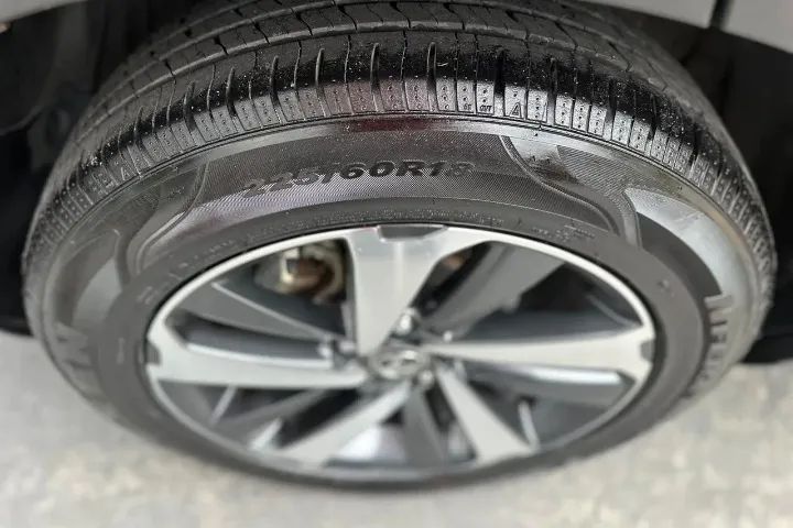 Lexus NX-300 H Luxury 2.5 16V Aut., foto 13 de 15