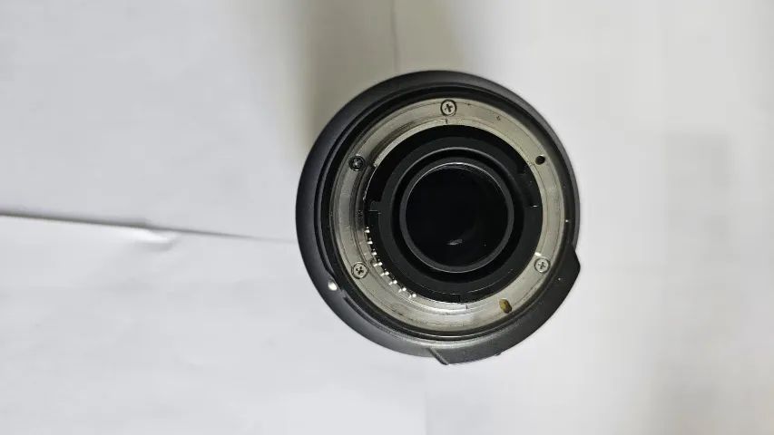 Lente Nikon 16-80mm 2.8-4 E Ed Af-s Nikkor Dx  - Foto 3