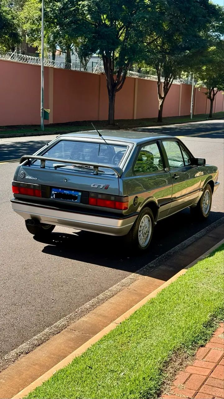Volkswagen Gol Geração I GTI 2.0 8V 120cv Gasolina Mec. 2P 1994