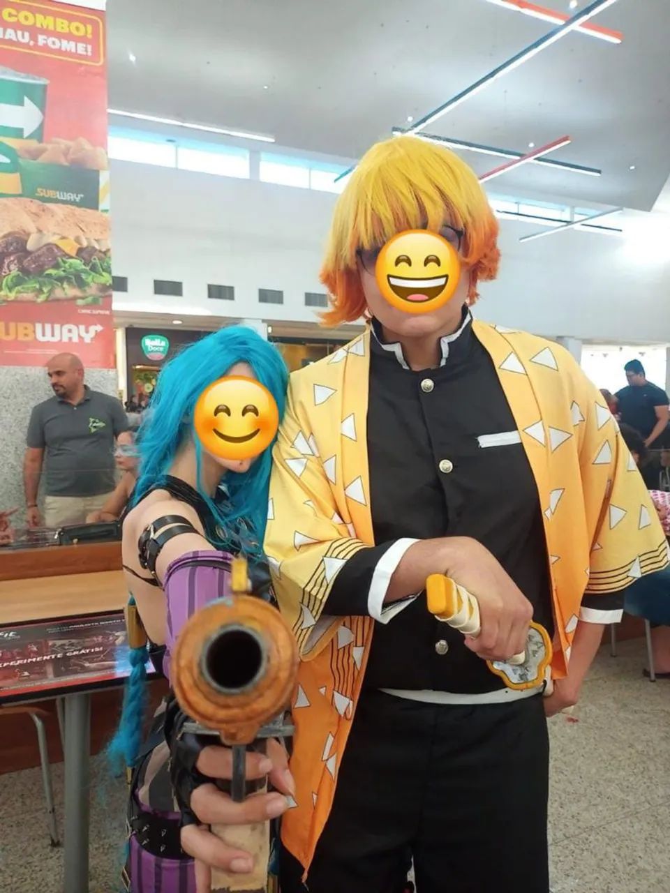 Cosplay do Zenitsu 