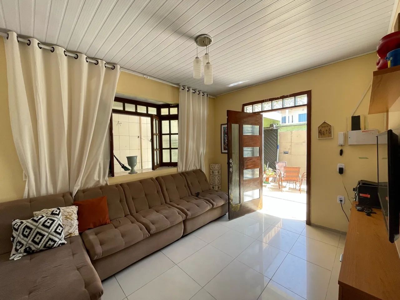 Alugo casa mobiliada próximo ao Centro de Camaçari  - Foto 2