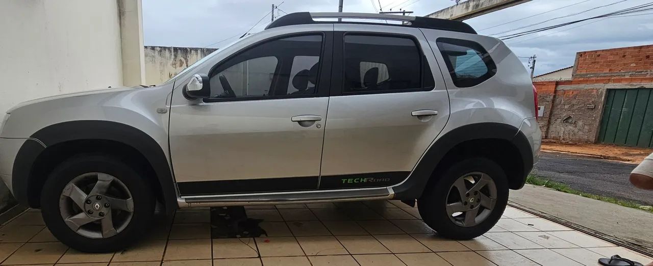 Renault Duster Dynamique 2.0 Hi-flex 16V Aut. 2014 - Foto 2