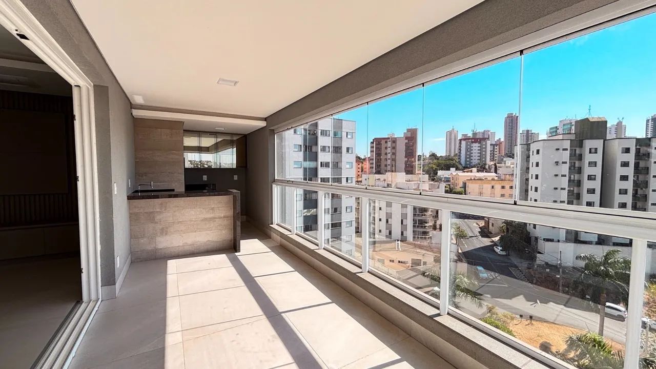 Vendo apartamento próximo ao praia clube 