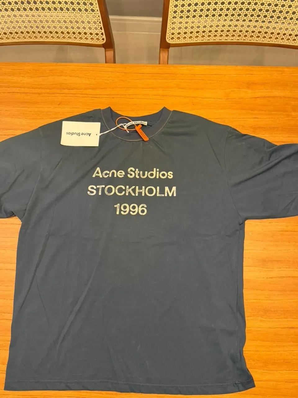 camiseta acne studios