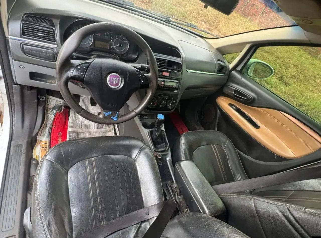 Fiat Linea LX 1.9/ 1.8 Flex 16V 4P 2011 - Foto 5