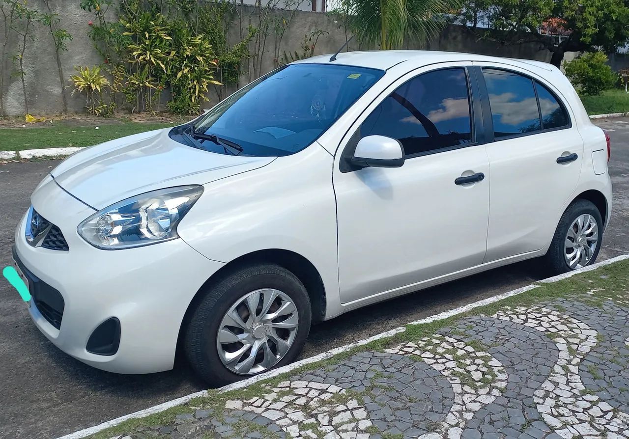 Nissan March 2015