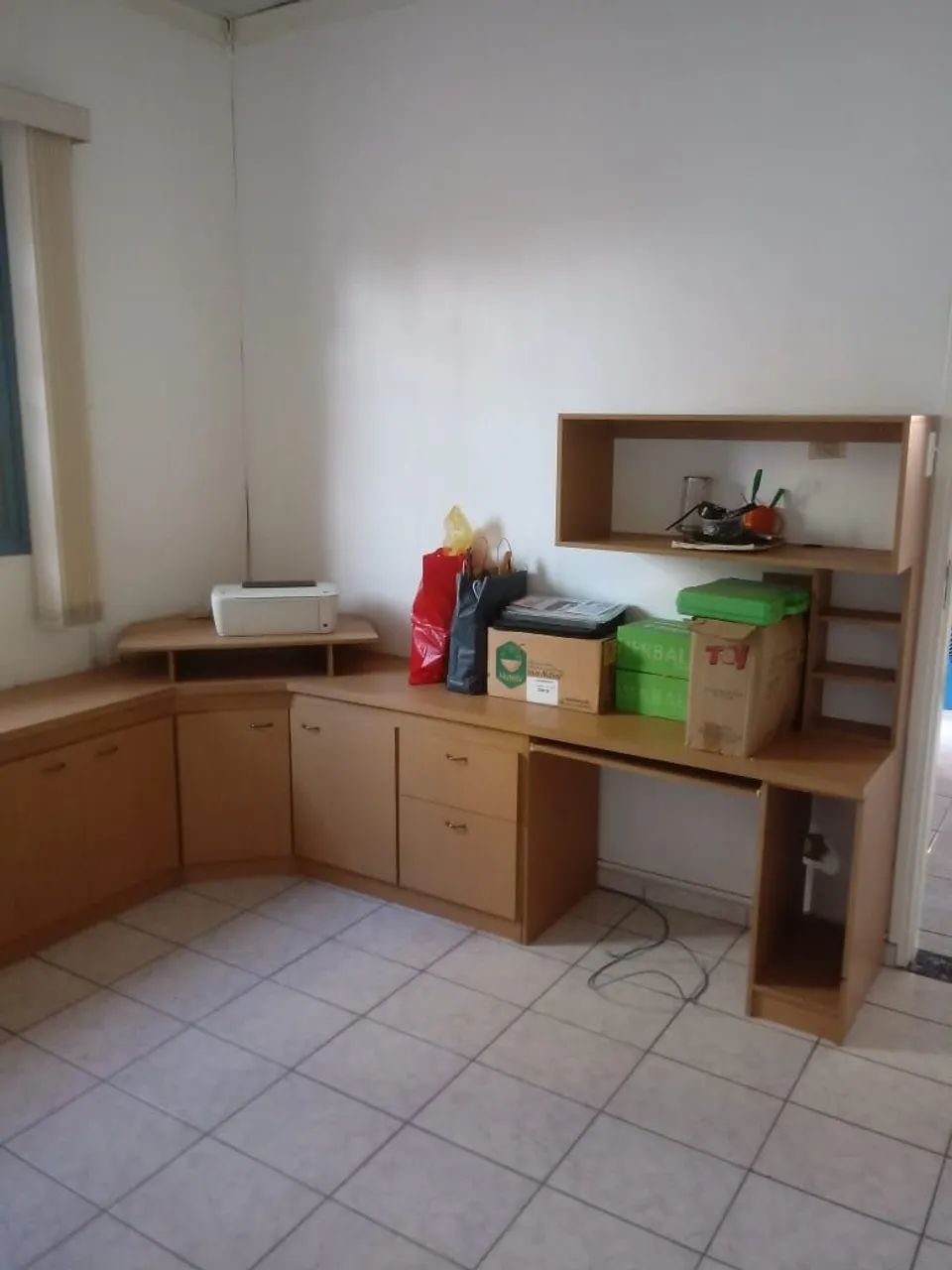 Casa gostosa,  ampla, arejada e iluminada com 3 dormitorios e 1 quarto extra  - Foto 5