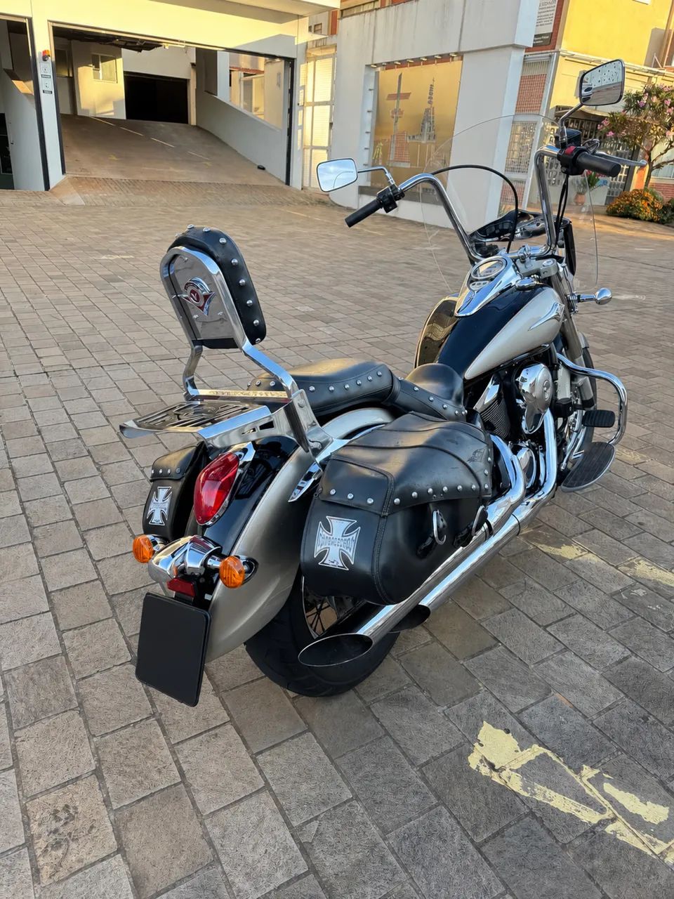 Vulcan 900 Classic - Foto 4