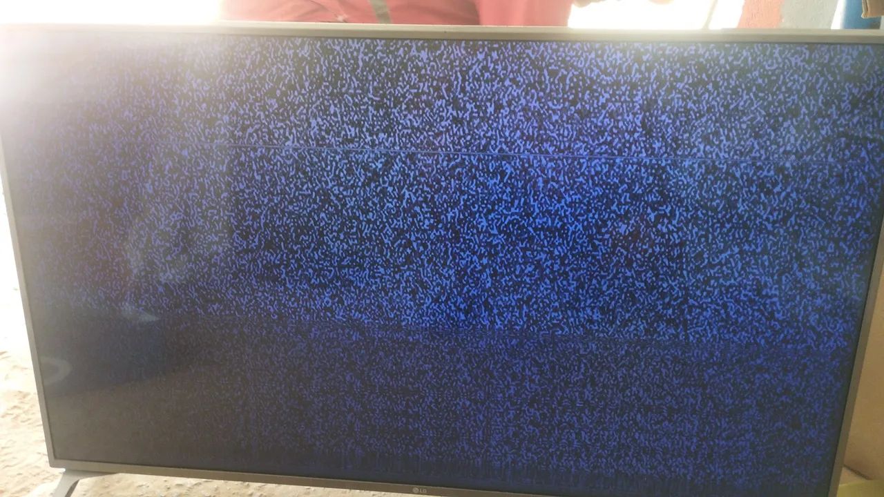 Tv LG 49 polegadas retirada de peças  - Foto 4