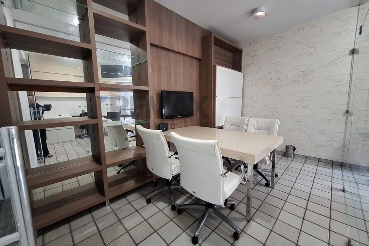SALA COMERCIAL MOBILIADA/CLIMATIZADA COM BANHEIRO PRIVATICO - ED. CRISTAL - RENASCENÇA - Foto 5