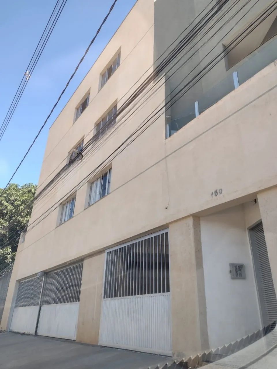 Alugo apartamento no Morada do Sol