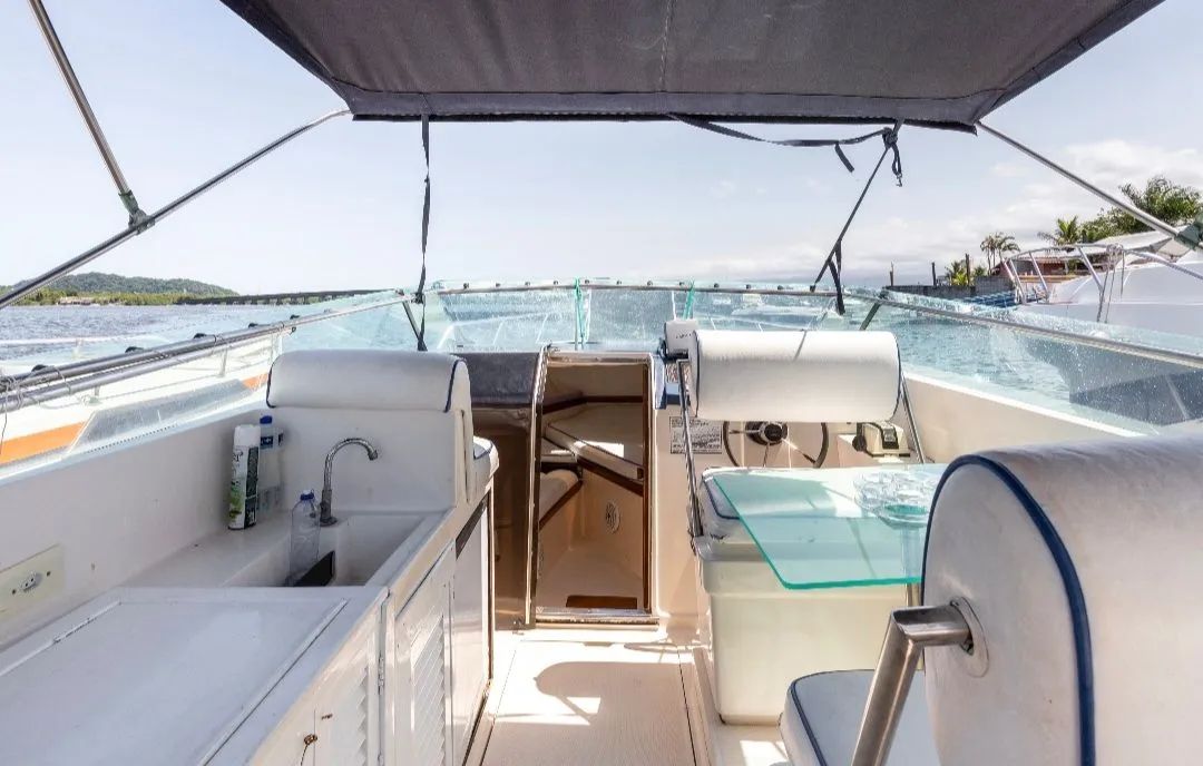 LANCHA COBRA 28 DIESEL - MOTOR VOLVO KAD42 COM APENAS 401H - DOC. OK - ACEITO TROCA<br> - Foto 7