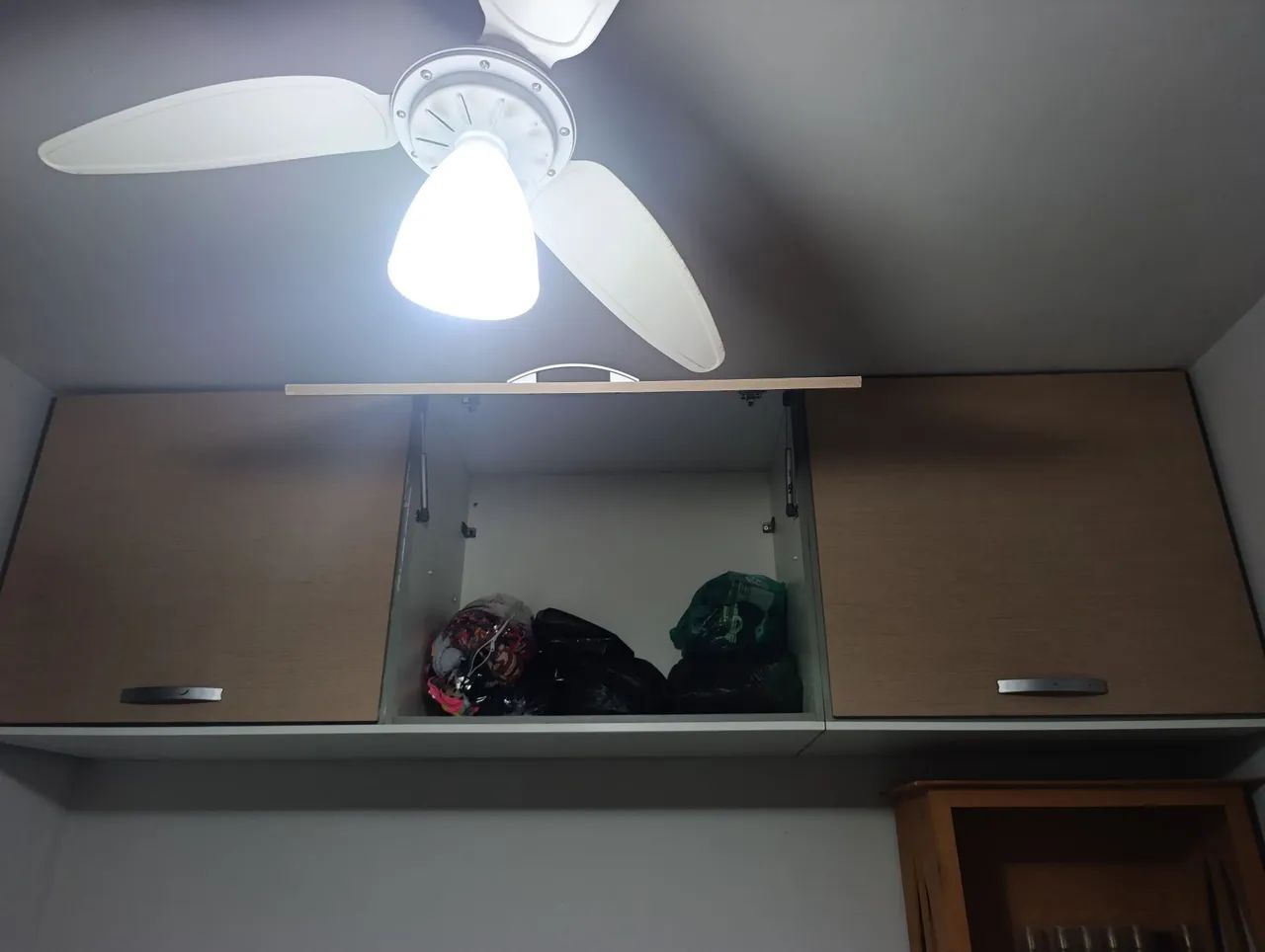 Armário aéreo para quarto  - Foto 2