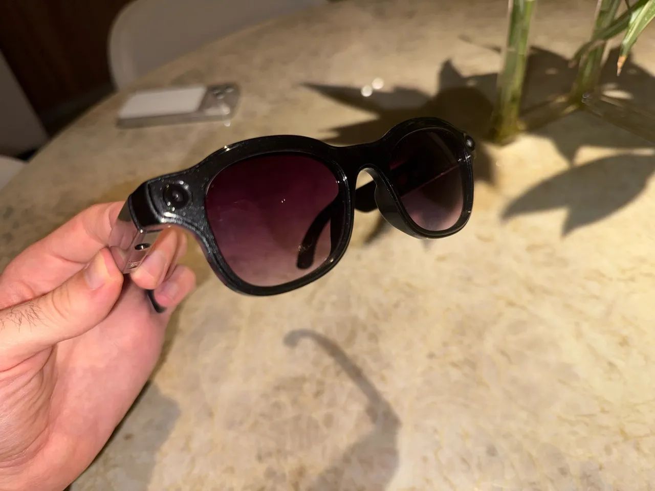 Smart Glasses Microwear - Óculos inteligentes com camera 13MP e inteligência artificial  - Foto 2
