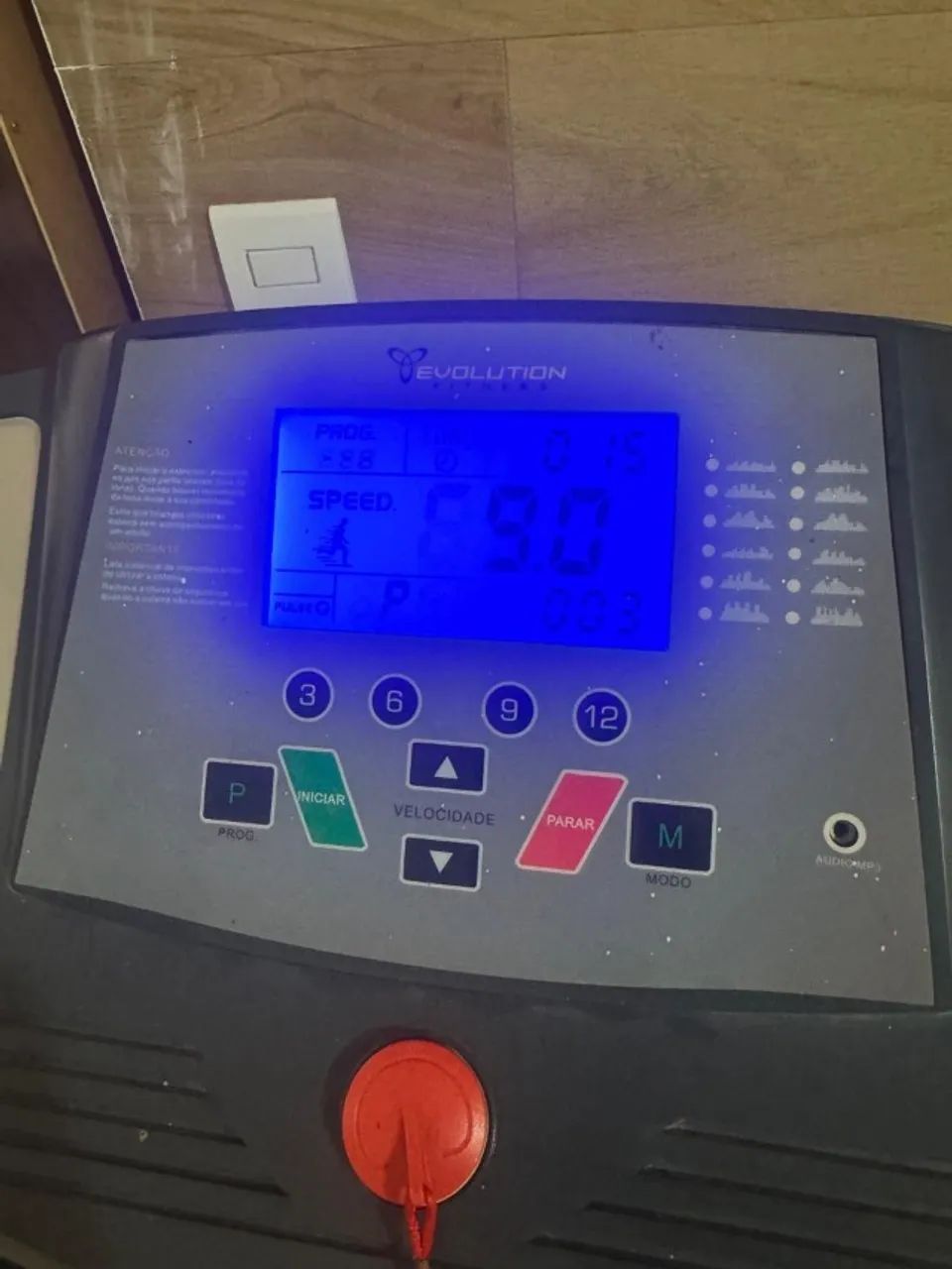 Esteira Evolution Fitness EVO 1500 ? Usada, Funcionando e Pronta Entrega - Foto 3
