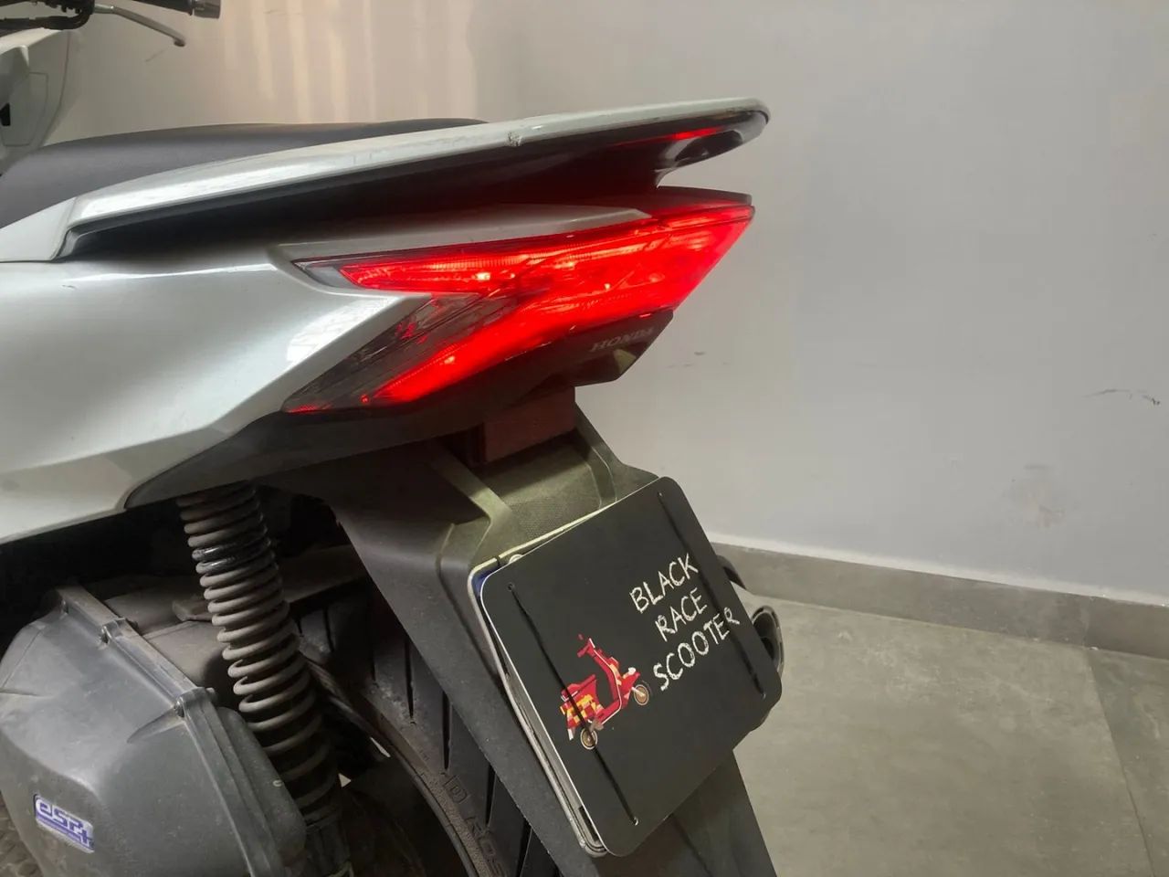 Honda Pcx 160 dlx abs 2024 - Foto 12