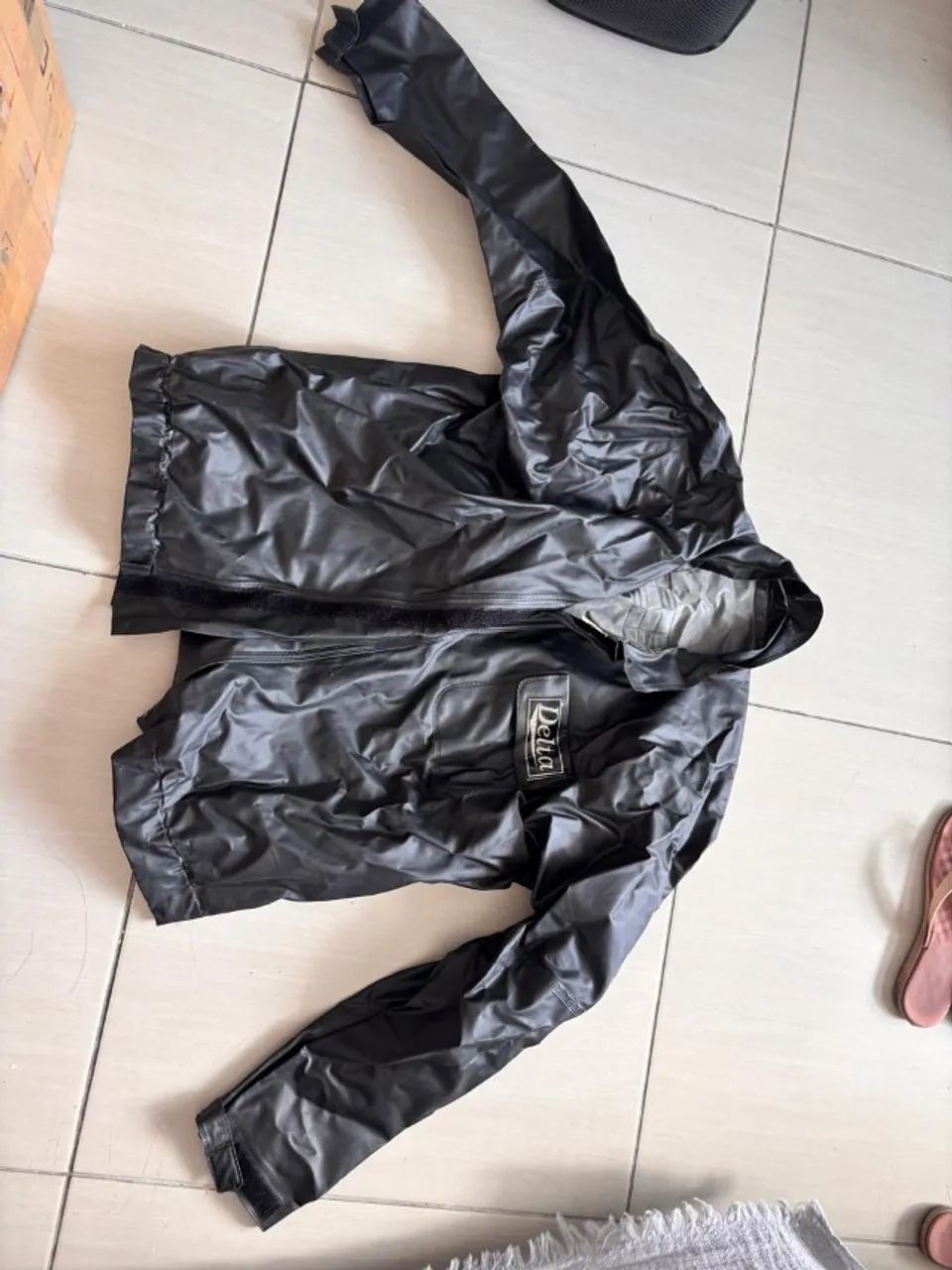 Jaqueta de chuva DELTA