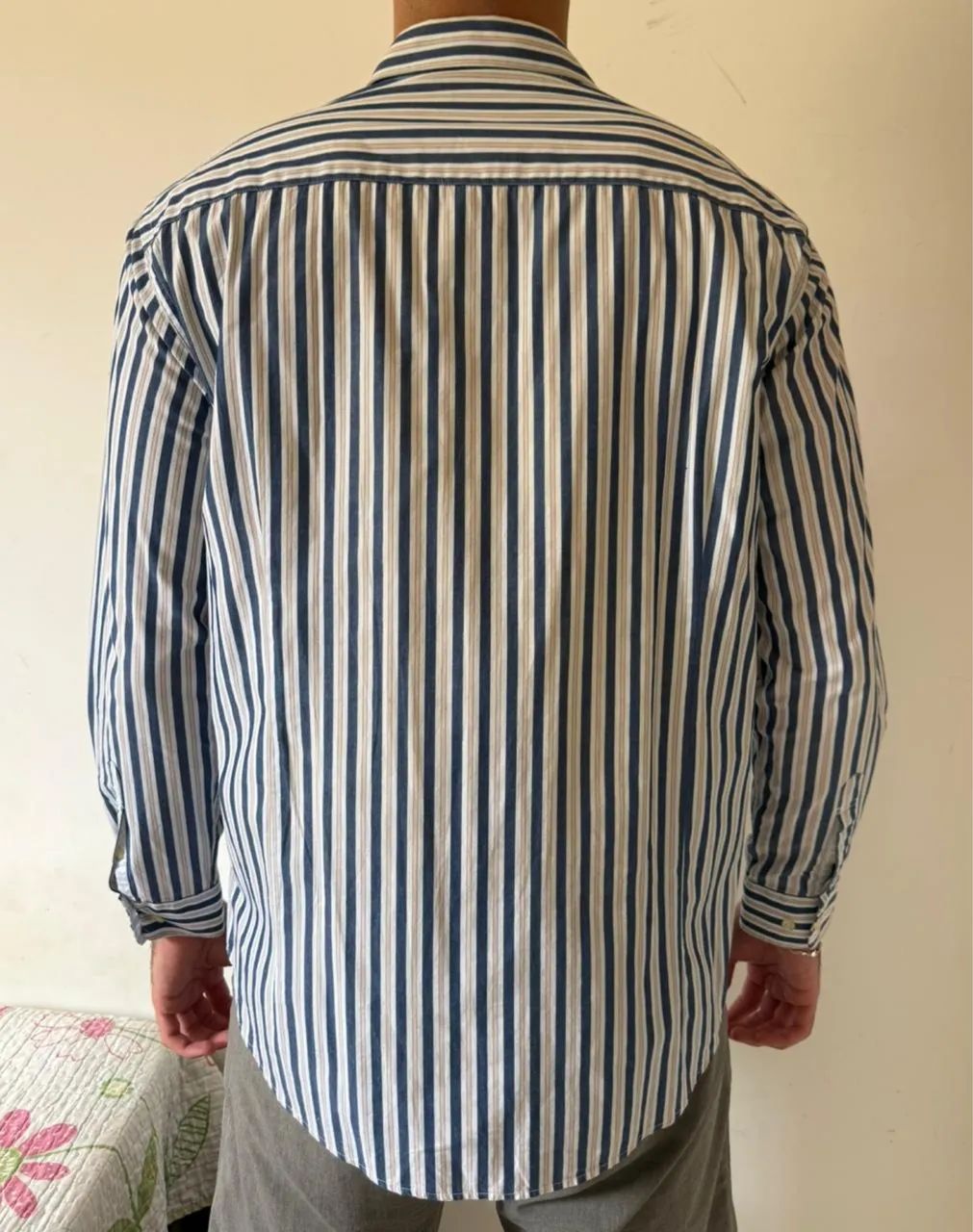 Camisa social listrada marca Polo - Foto 2