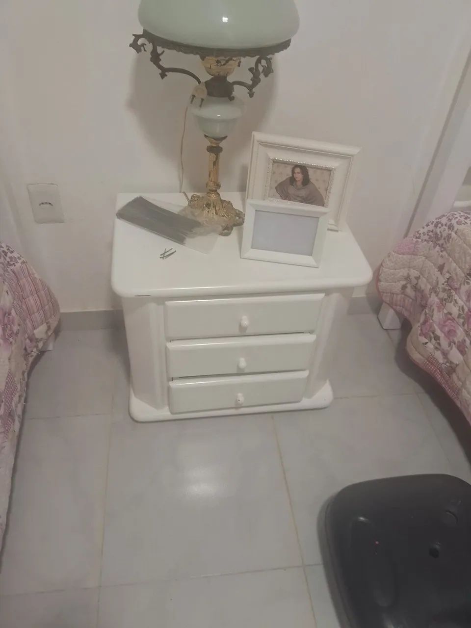Quarto completo guarda roupa de duas portas e duas camas ja com colchao - Foto 4