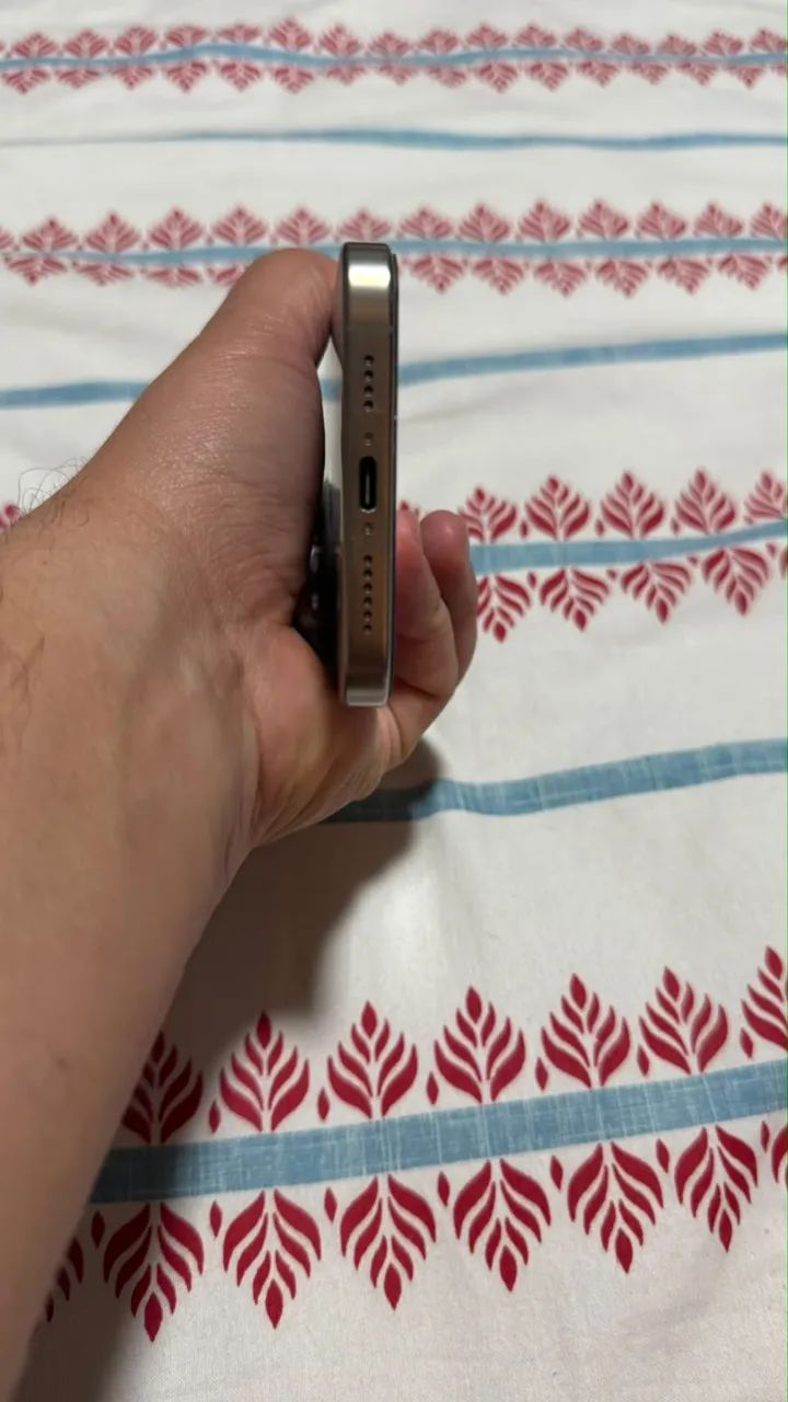 Vendo IPhone 16 Pro Max 