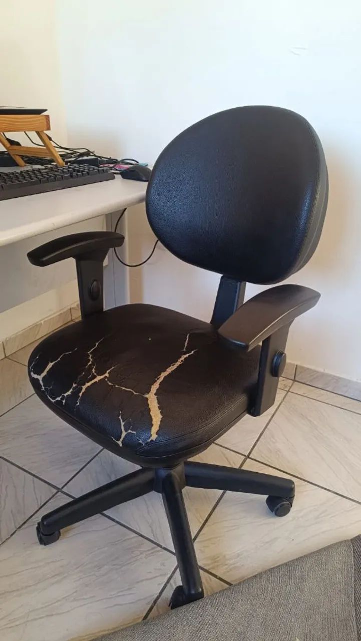 Mesa e cadeira para computador - Foto 5