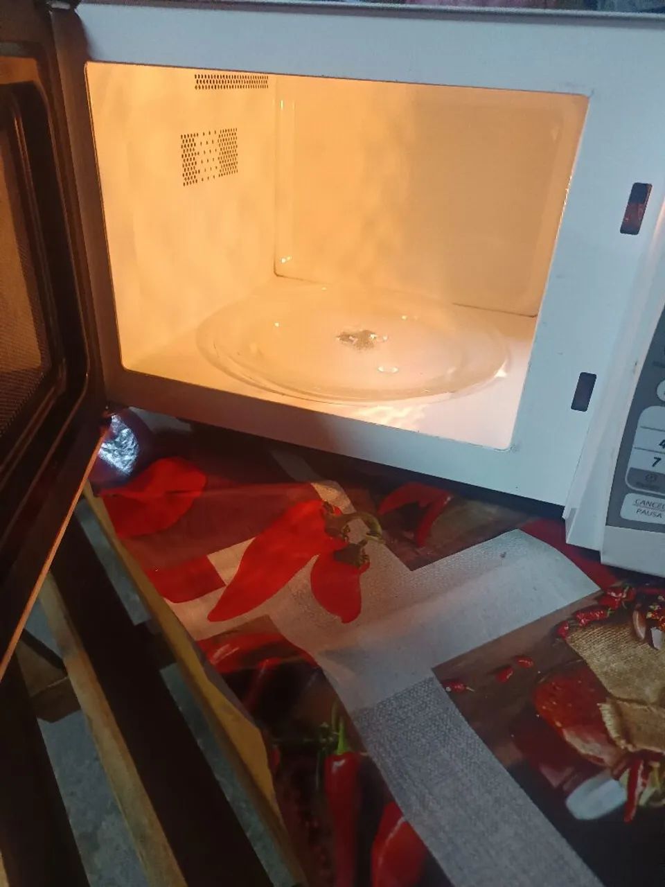 Microondas Eletrolux 20 litros  - Foto 4